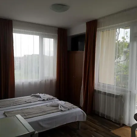 Guest house Miraj-md