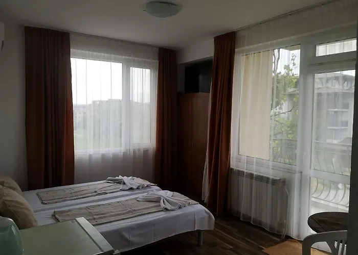 Guest house Miraj-md