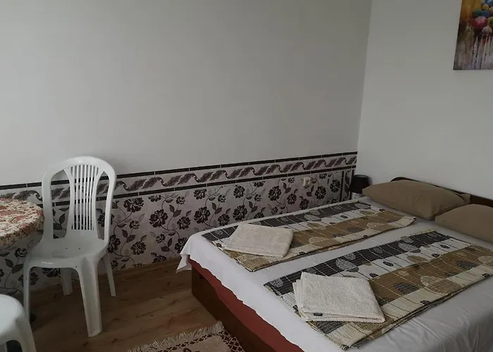 Miraj-md Къща за гости Приморско