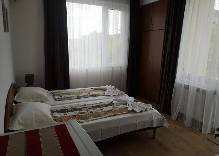 Miraj-md Къща за гости Приморско