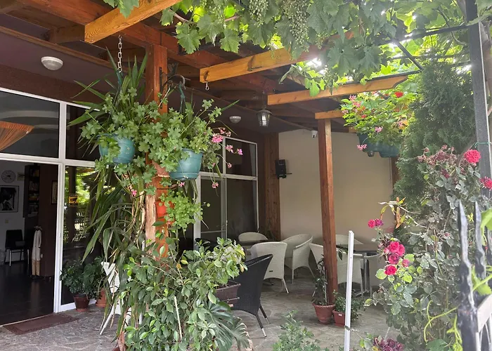 Miraj-md Къща за гости